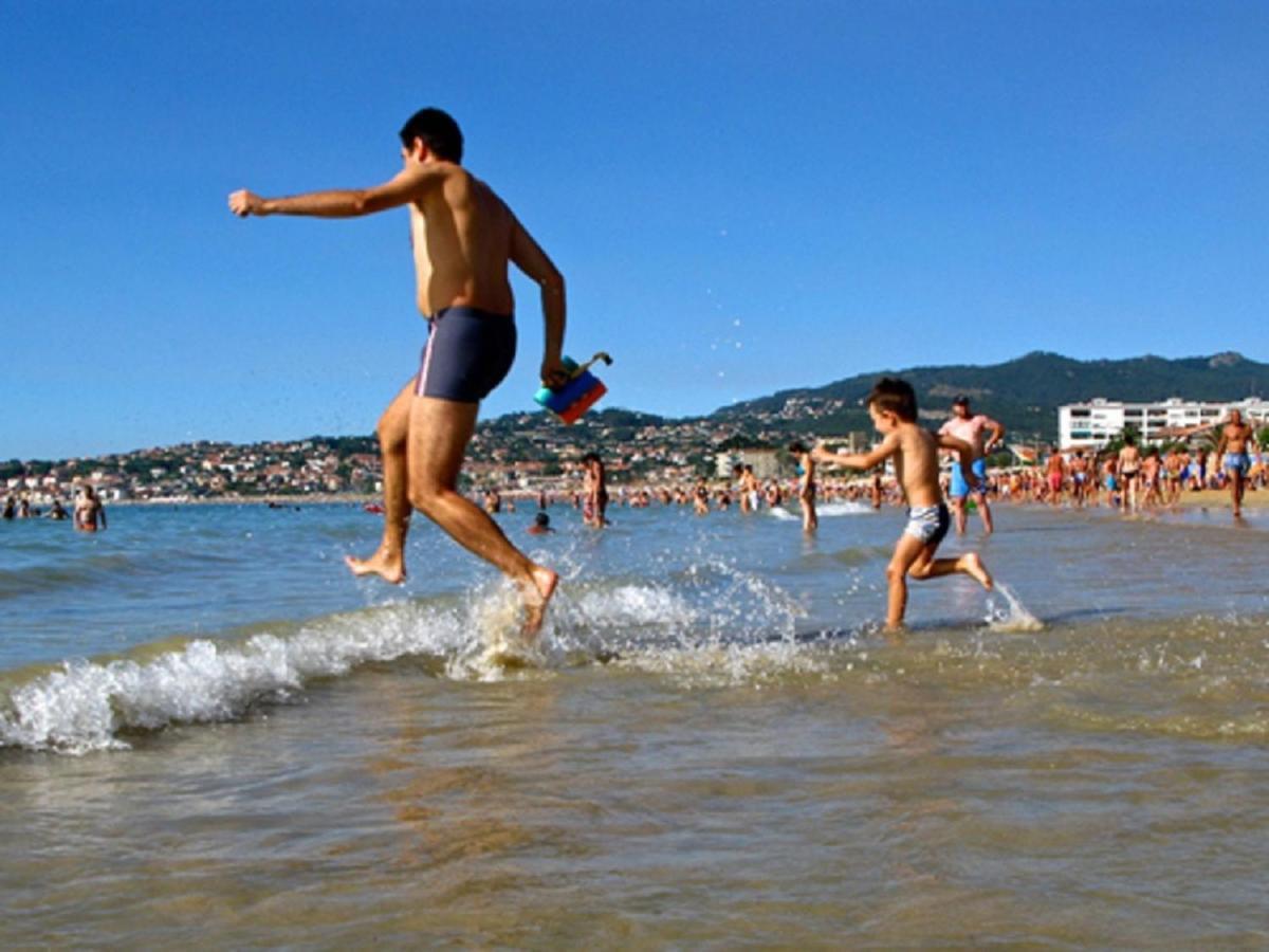 Cachada Turhouse Villa Mos Bagian luar foto