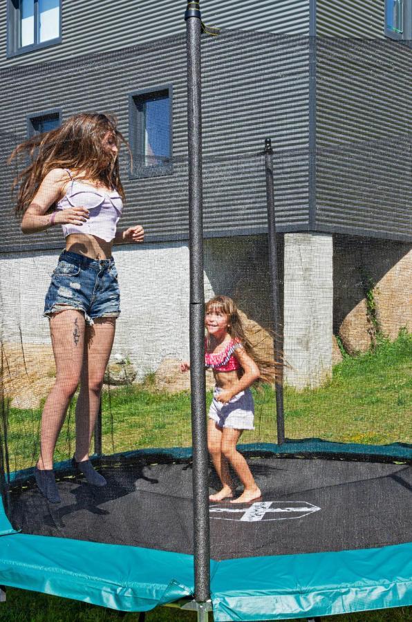 Cachada Turhouse Villa Mos Bagian luar foto